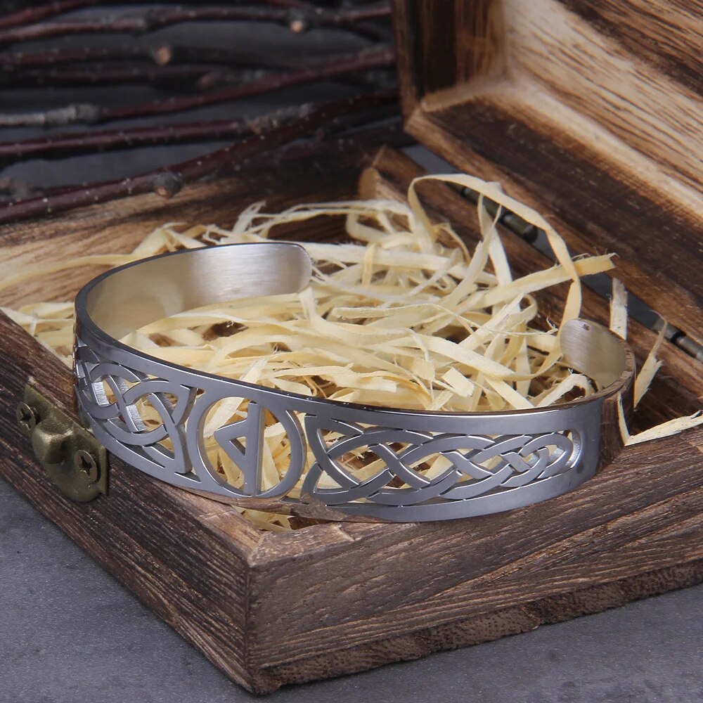 brazalete runa thurisaz