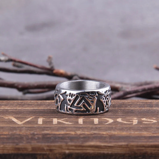 anillo de lobos valknut