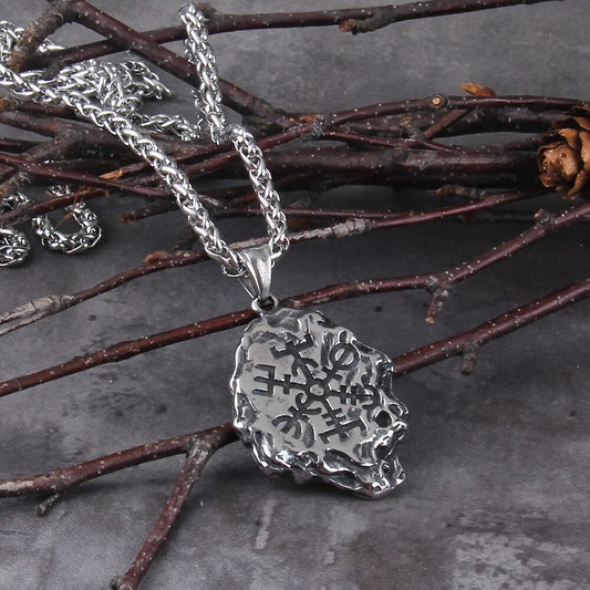 amuleto vikingo escandinavo valknut