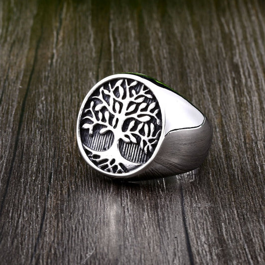 anillo con un arbol vida