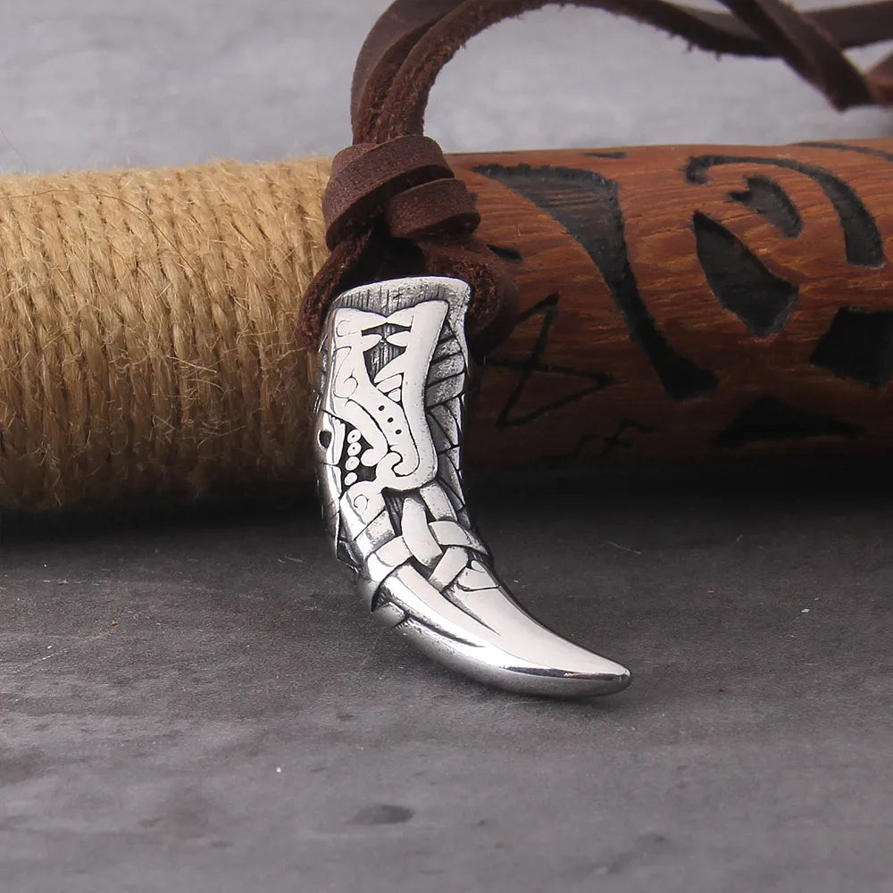 collar diente lobo vikingo