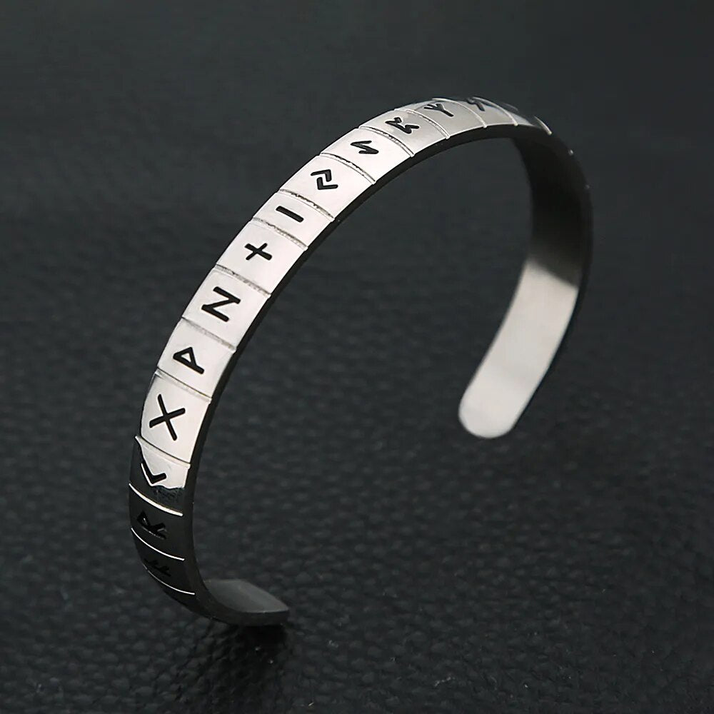 brazalete de runas vikingas