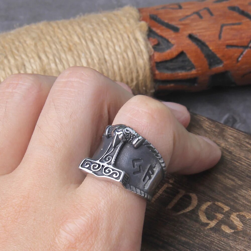 anillo mjolnir vikingo