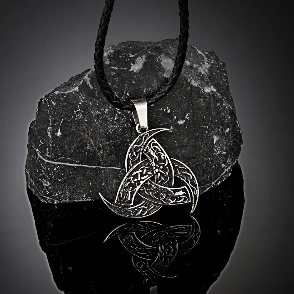 colgante nudo odin