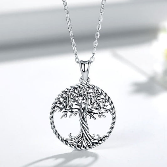 colgante de plata arbol nordico