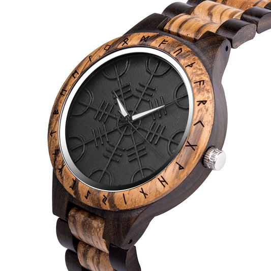 reloj de madera negro