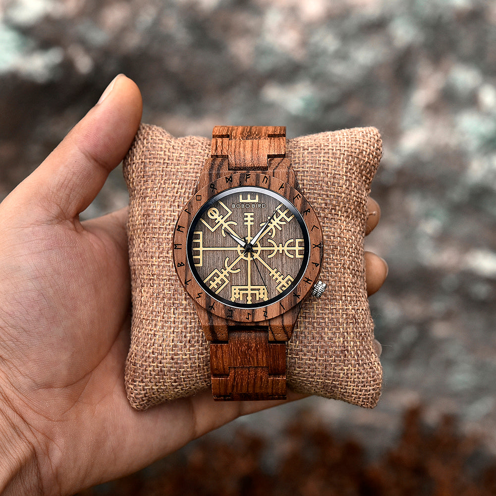 reloj vikingo vegvisir