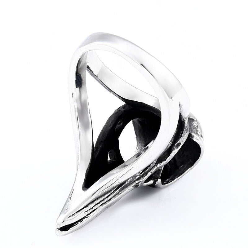 anillo cuervo craneo