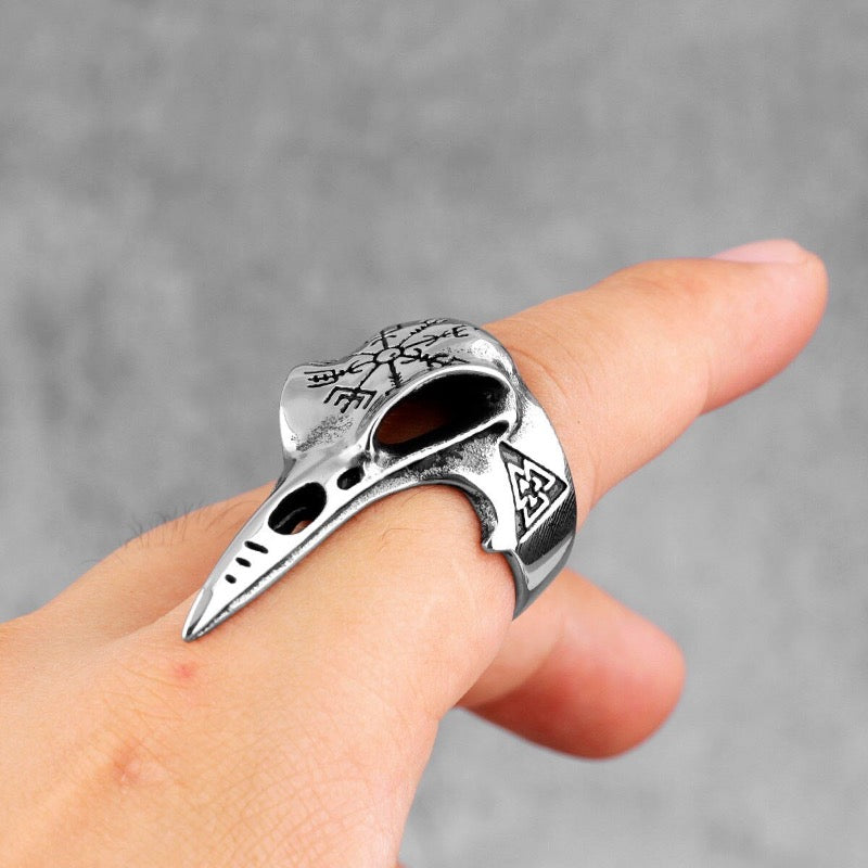 anillo craneo cuervo vegvisir