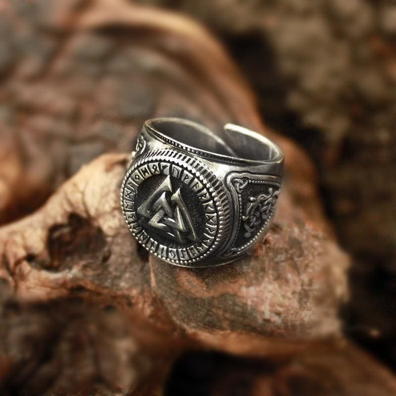 anillo odin valknut