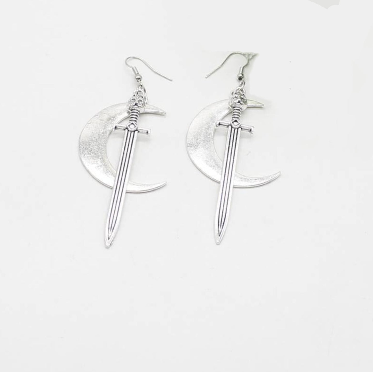 arete espada y luna