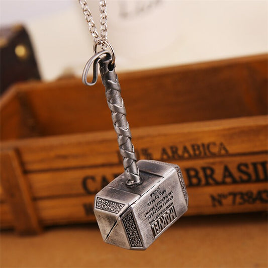 colgante martillo marvel