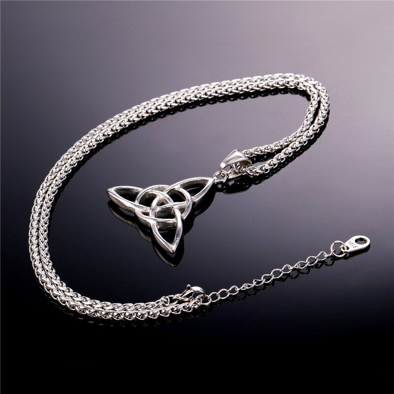 colgante triqueta plata