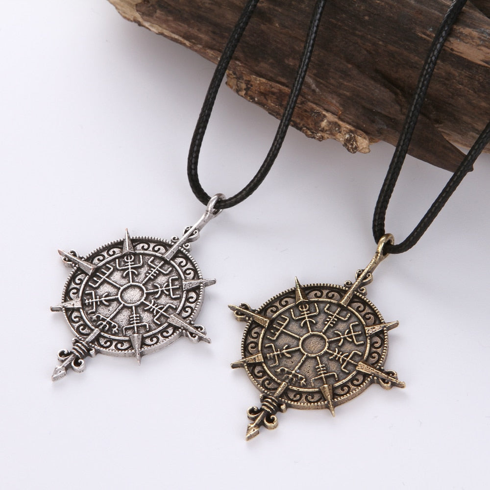 collar vegvisir brujula