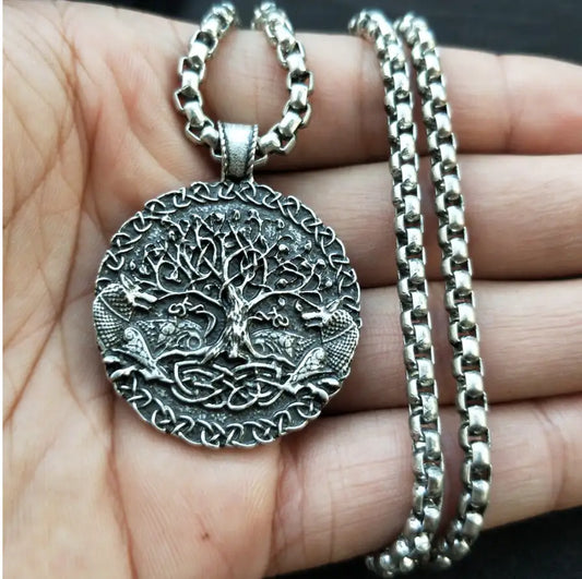 collar yggdrasil