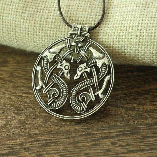 collar nordico serpientes