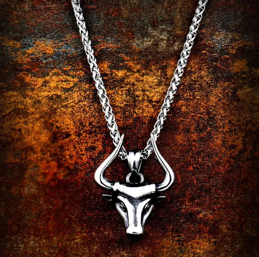 colgante toro vikingo