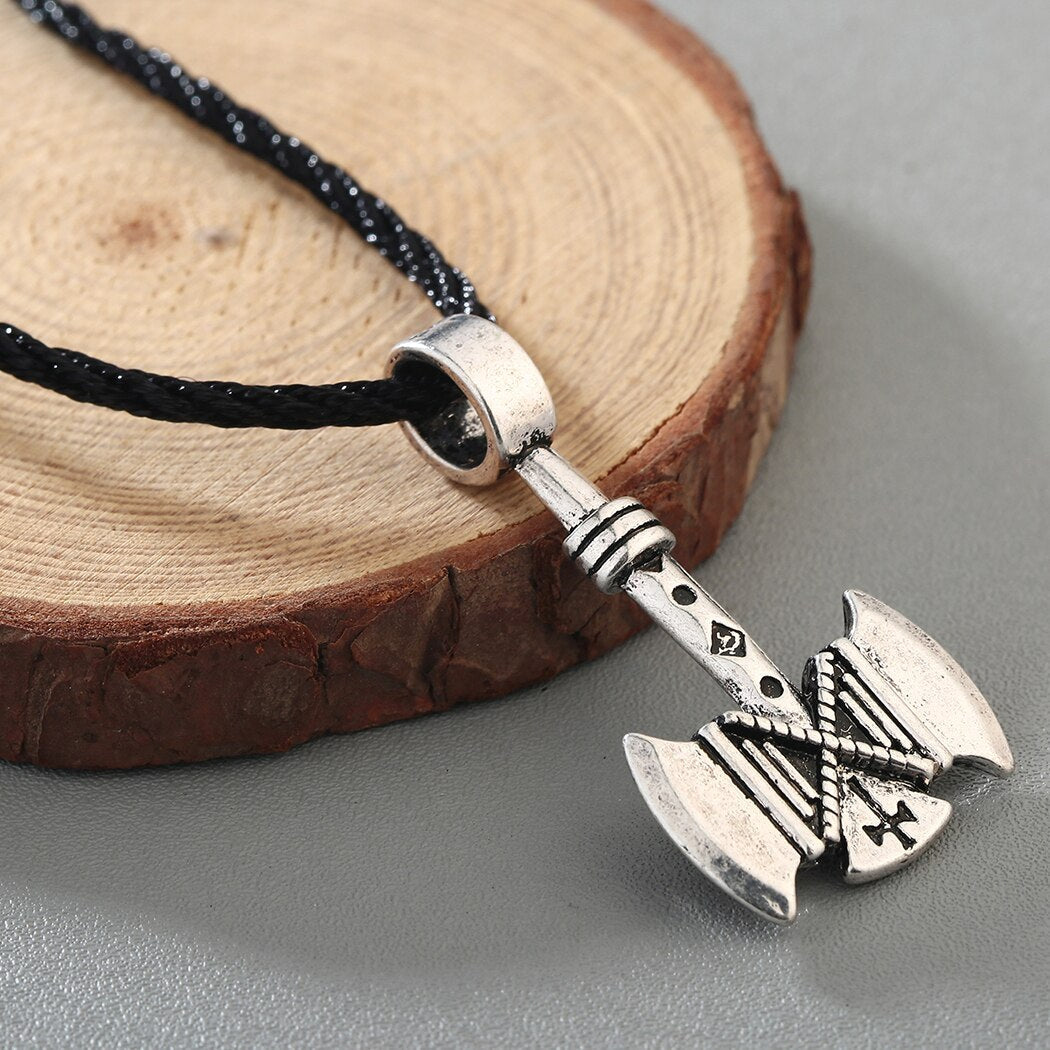 Colgante hacha vikinga