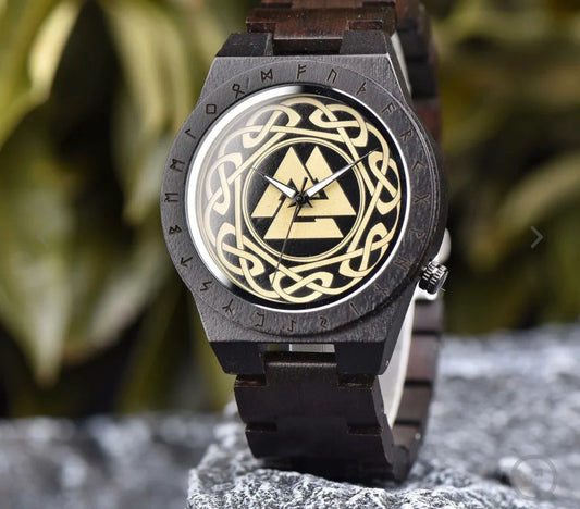 reloj madera valknut