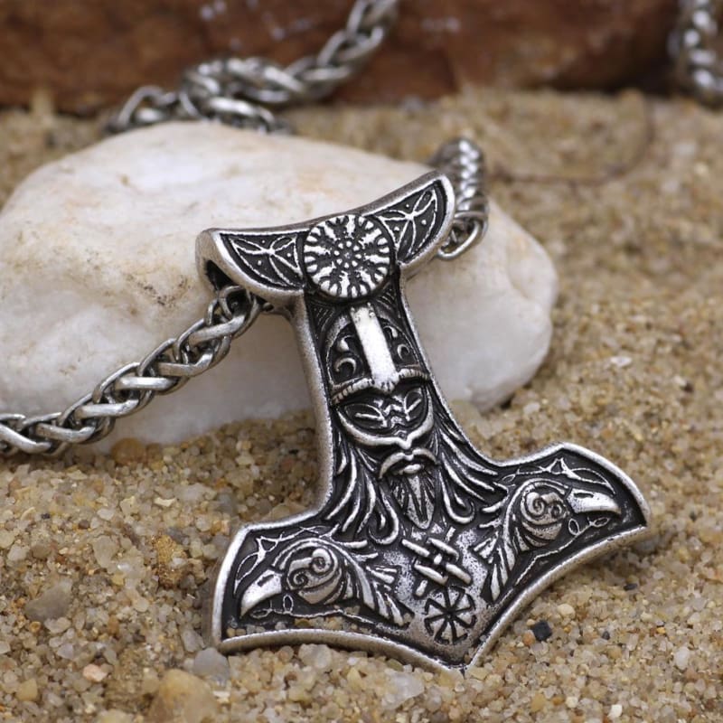mjolnir amuleto