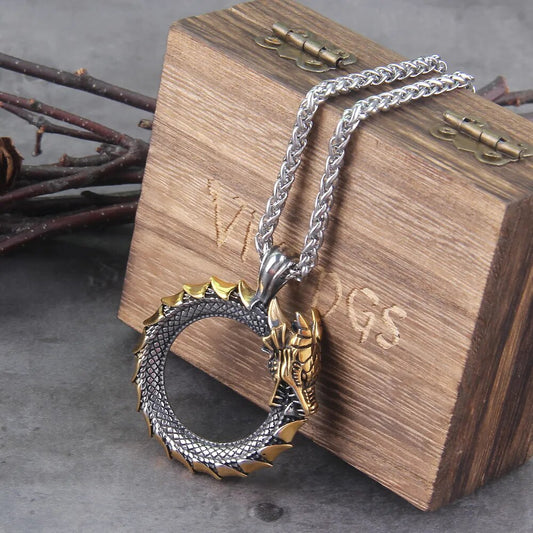 colgante ouroboros oro