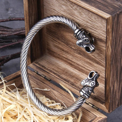 brazalete vikingo de oso