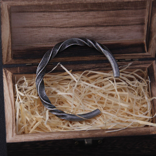 brazalete vikingo antiguo