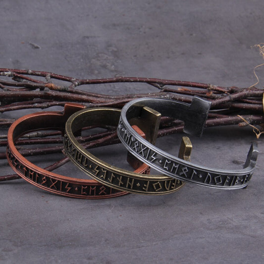 brazaletes nordicos futhark