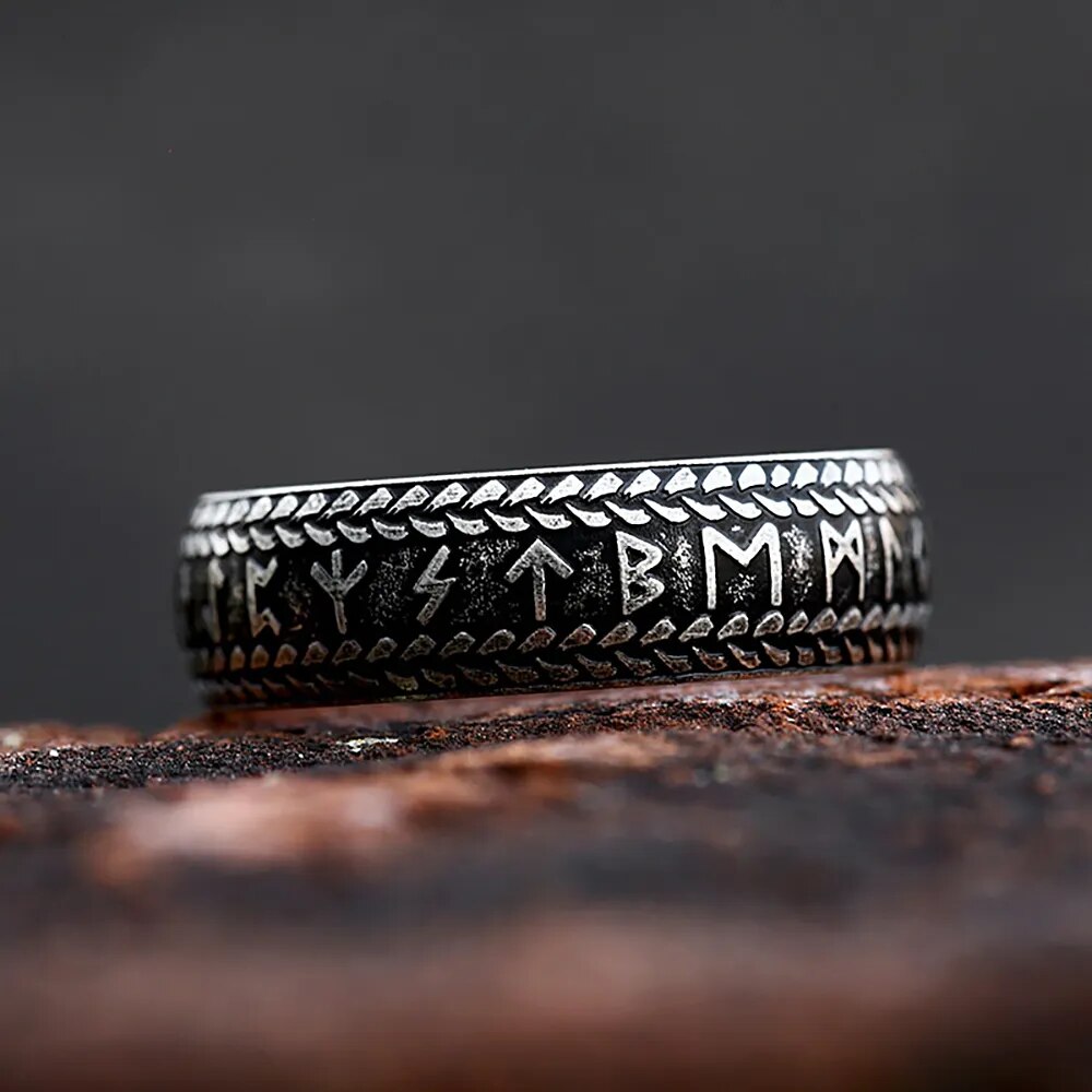 anillo de runas nordicas