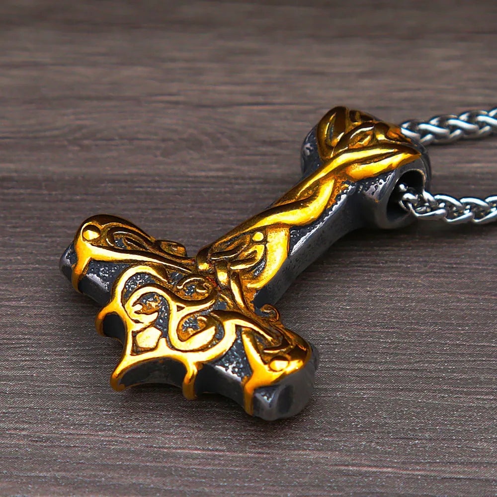 colgante vikingo mjolnir oro
