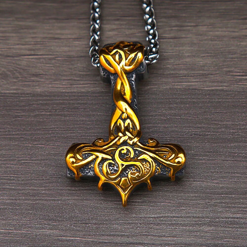 colgantede  mjolnir oro