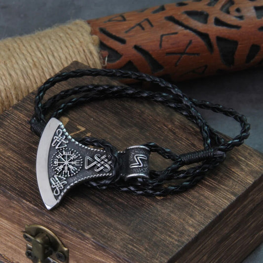 brazalete nordico de hacha