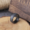 anillo simbolos vikingos negro