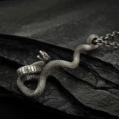 colgante serpiente vikinga