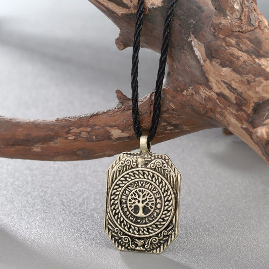 collar totem yggdrasil oro