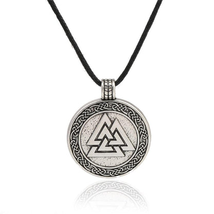 collar valknut