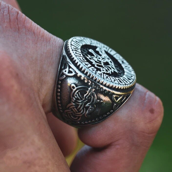 Anillo Fenrir Runas Nórdicas
