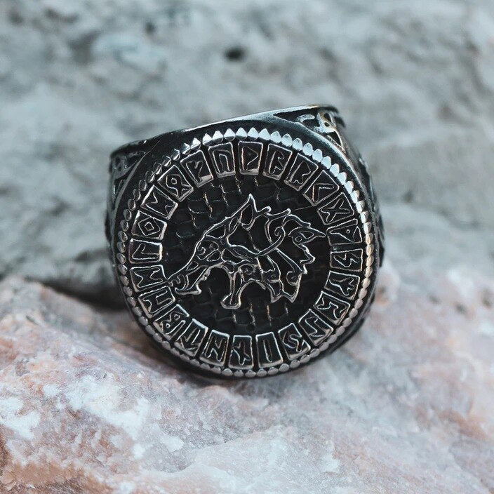 anillo vikingo fenrir runas