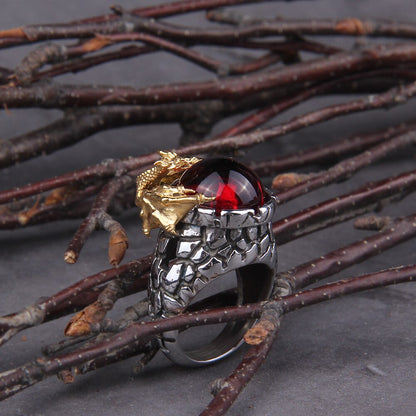 Anillo piedra roja con dragon