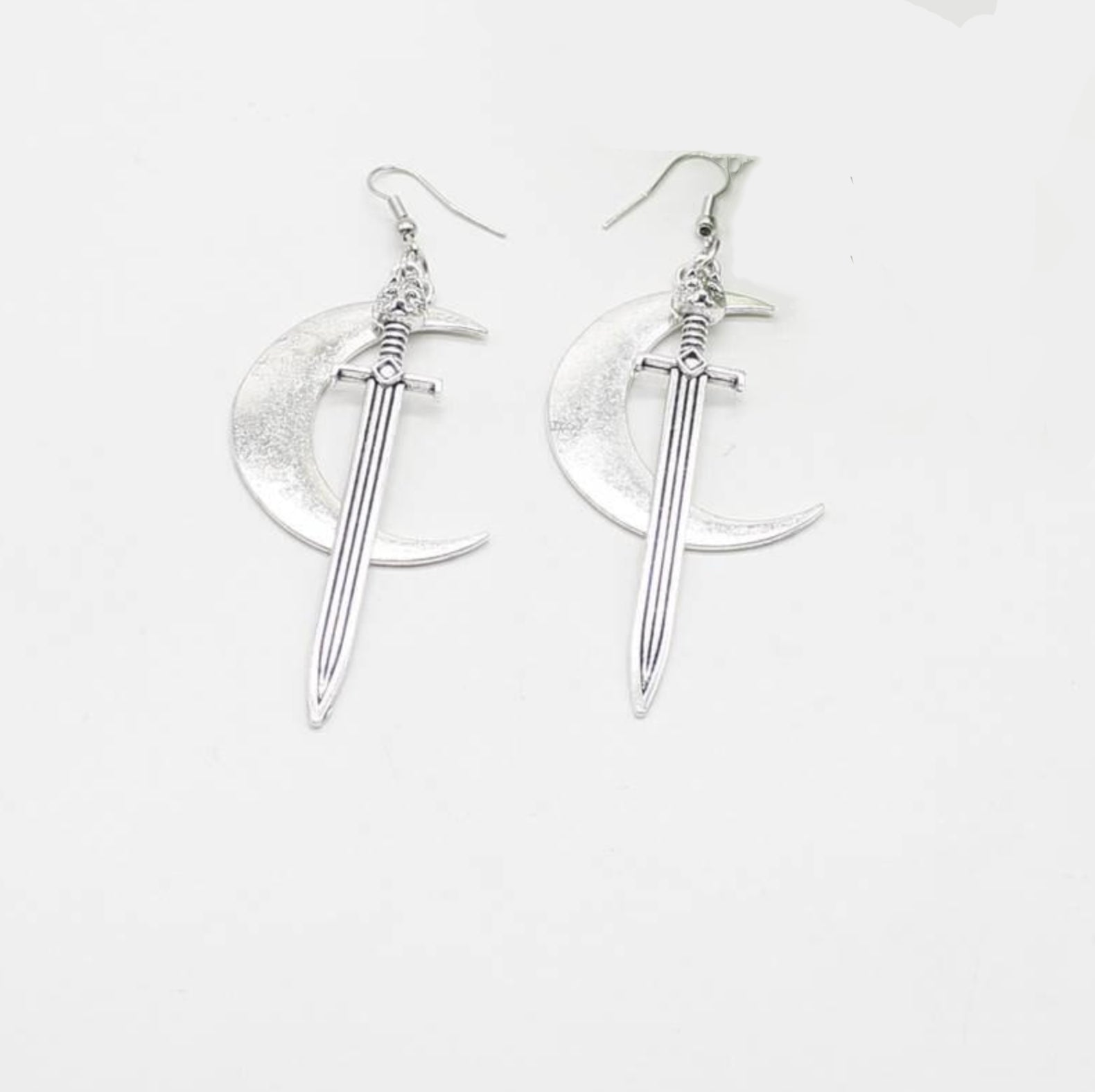 arete espada y luna
