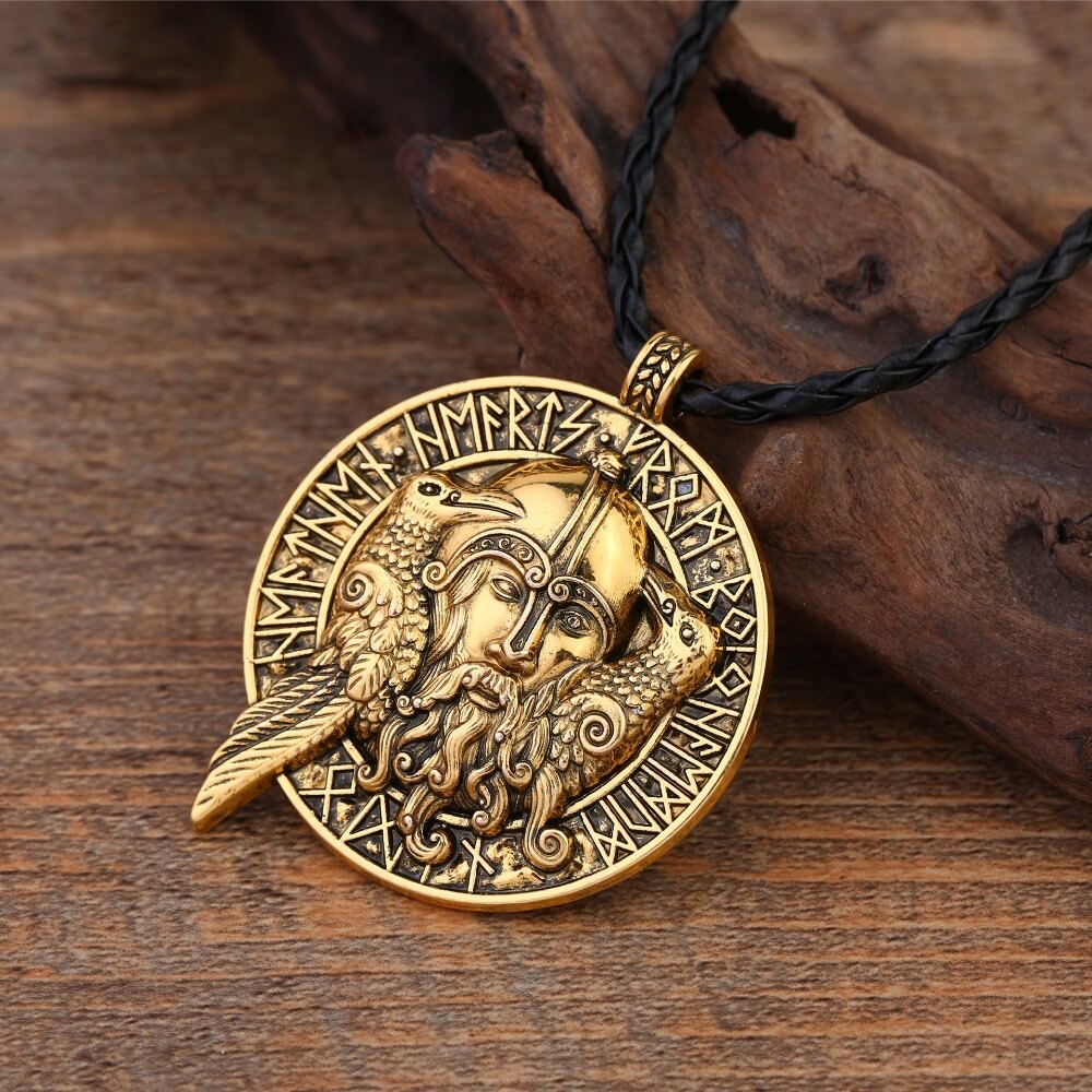 colgante odin oro