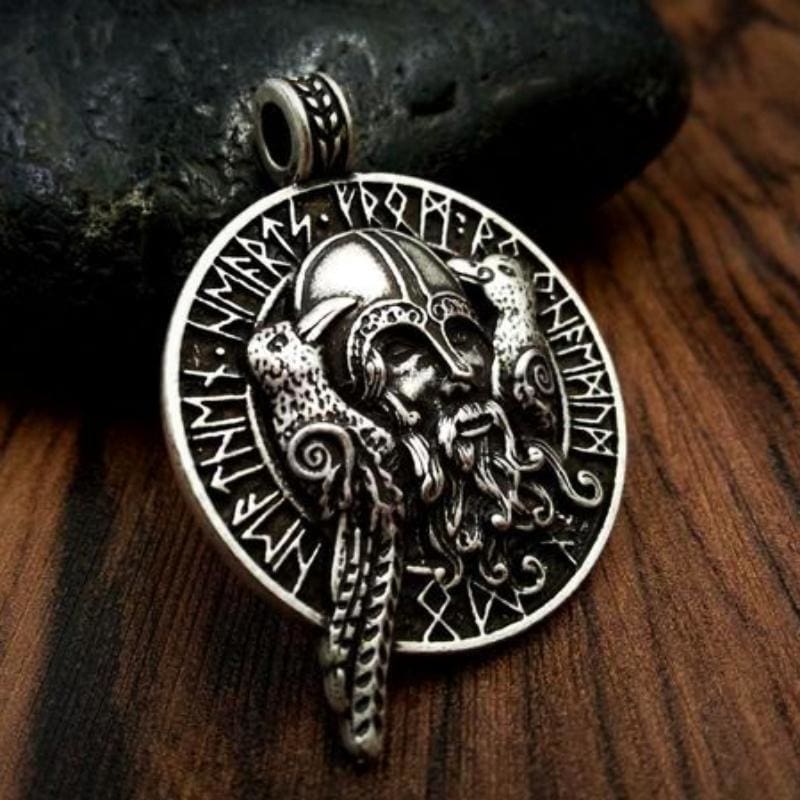 colgante odin