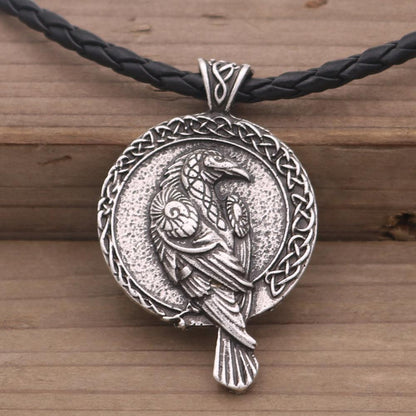 Collar cuervo nordico