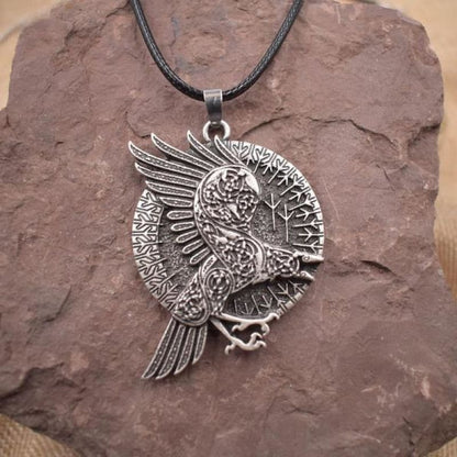 collar cuervo