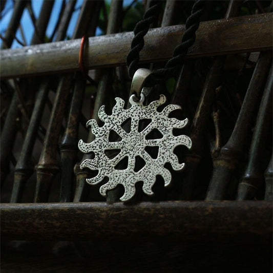 collar vikingo