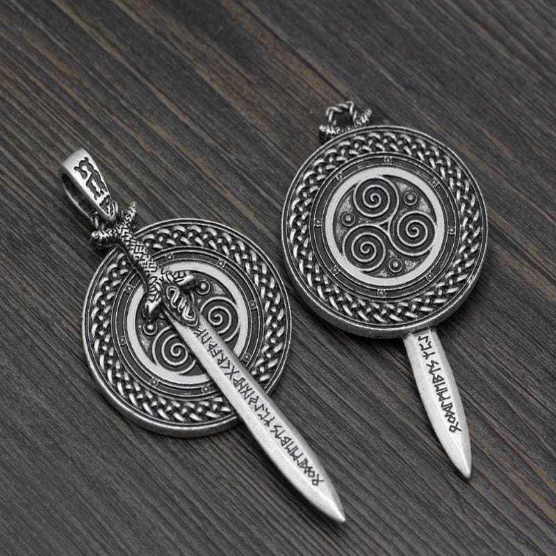 collar espada runas