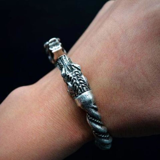 pulsera lobo
