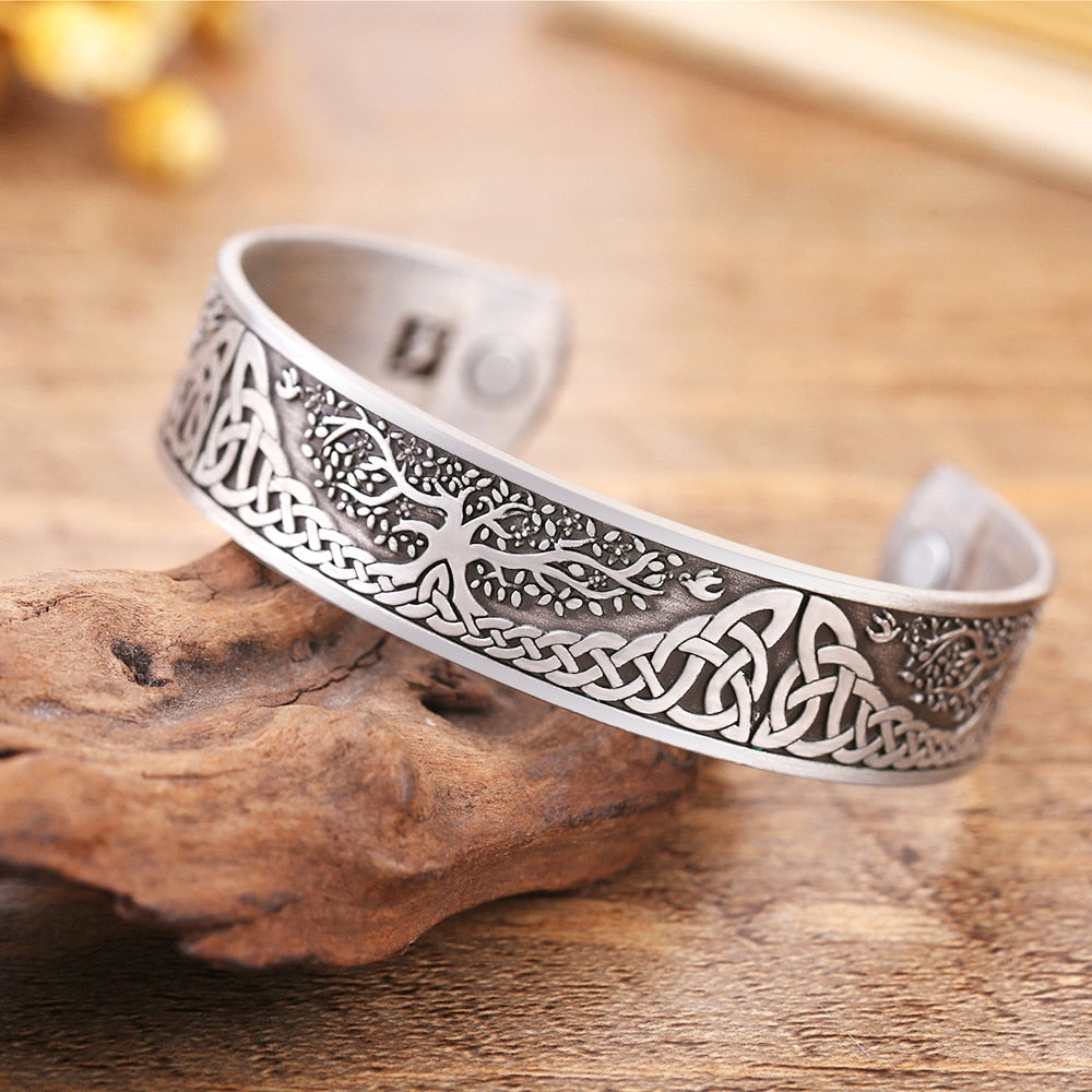 brazalete yggdrasil