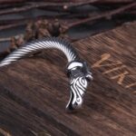 brazalete dragon plata
