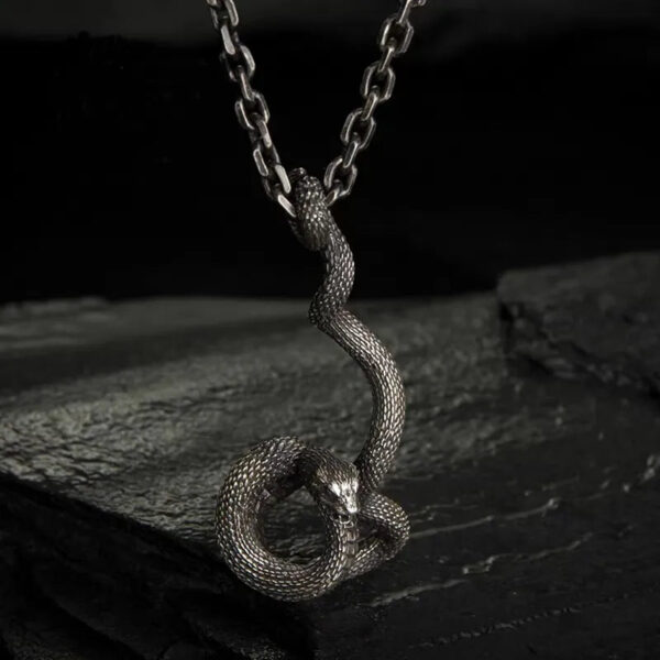colgante serpiente